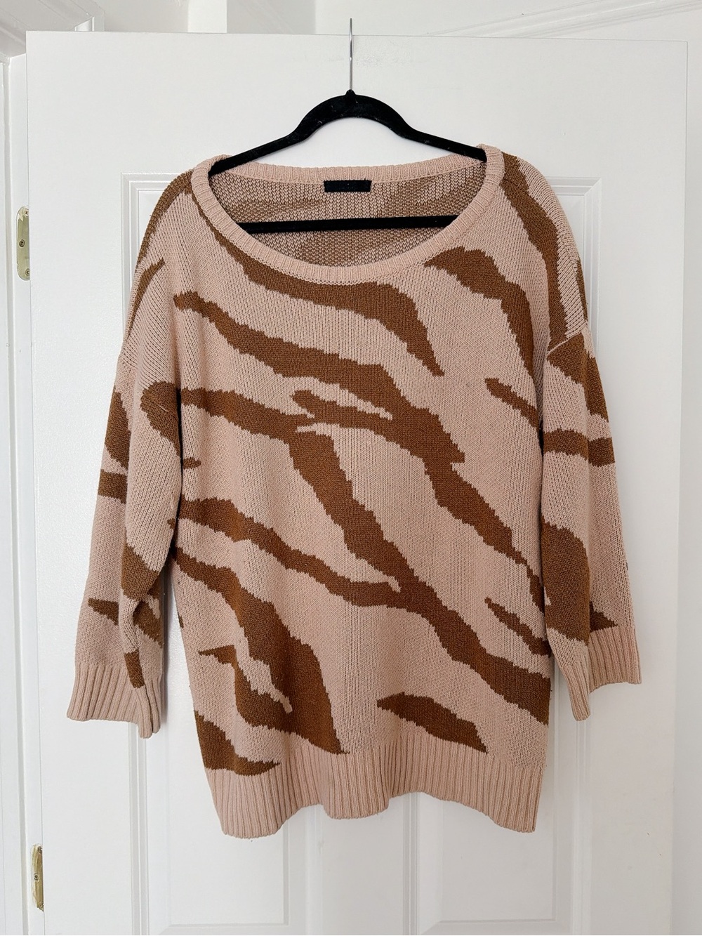 Women's Pink and Brown Patterned Sweater